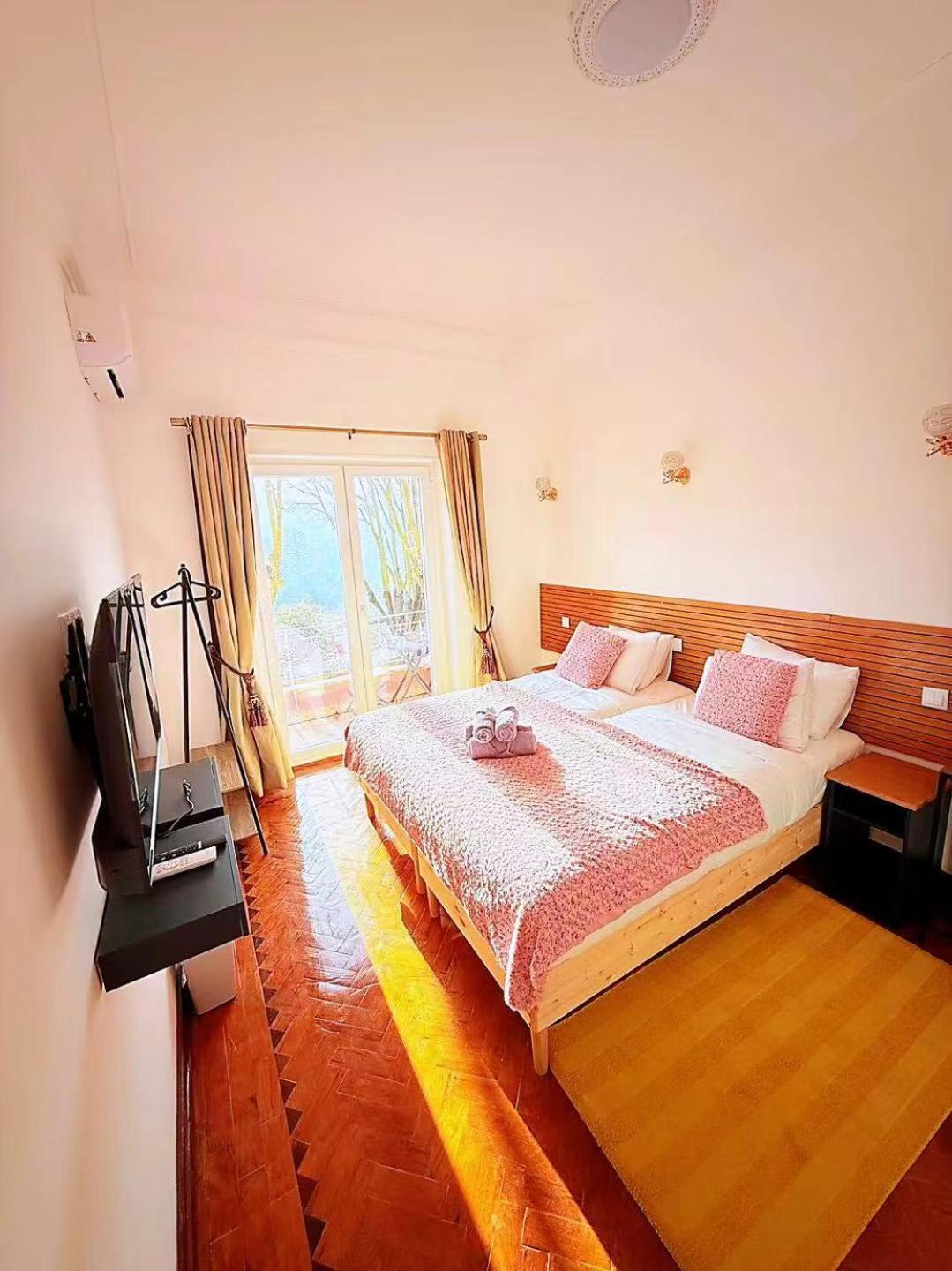 Happy Sintra Inn ภายนอก รูปภาพ